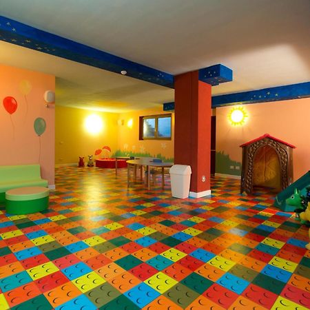 פאסו דל טונלה Hotel Delle Alpi מראה חיצוני תמונה