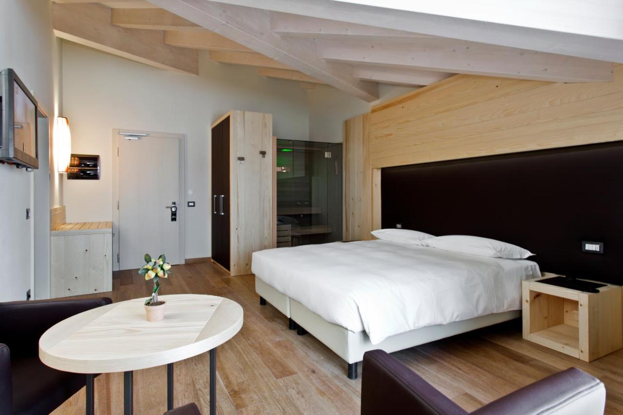 פאסו דל טונלה Hotel Delle Alpi מראה חיצוני תמונה