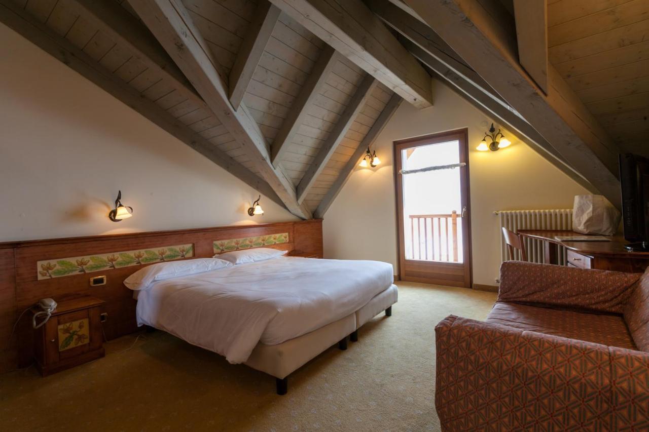 פאסו דל טונלה Hotel Delle Alpi מראה חיצוני תמונה