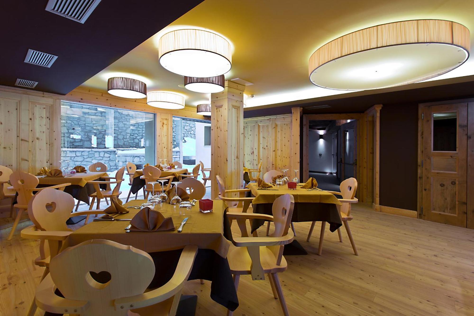 פאסו דל טונלה Hotel Delle Alpi מראה חיצוני תמונה